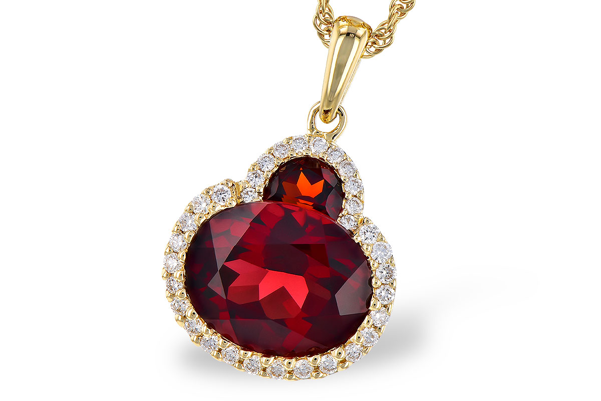 M318-89625: NECK 3.02 TW GARNET 3.16 TGW