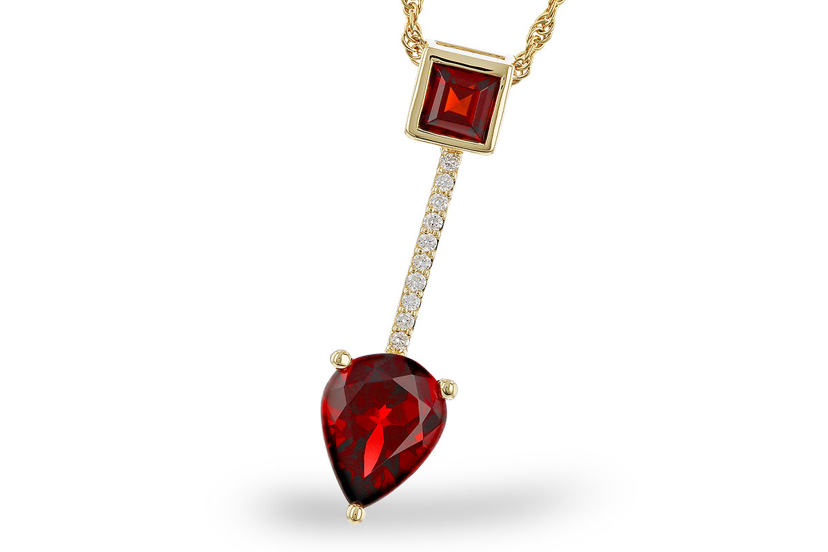L320-65925: NECKLACE 2.15 GARNET 2.20 TGW