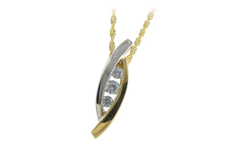 M233-45052: NECKLACE .13 BR .26 TW